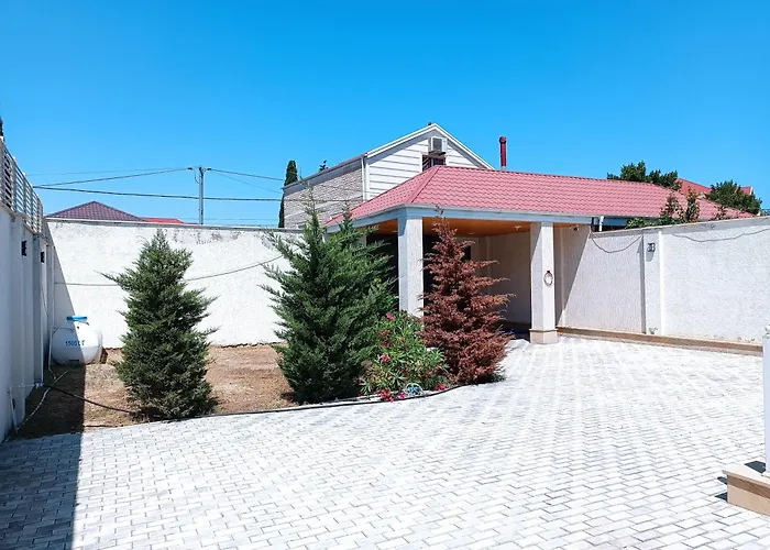 White House - Stylish Villa With Pool
